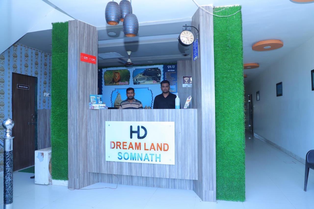 Hotel Dreamlnd Somnāth Екстериор снимка
